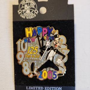 2005 Disney pin